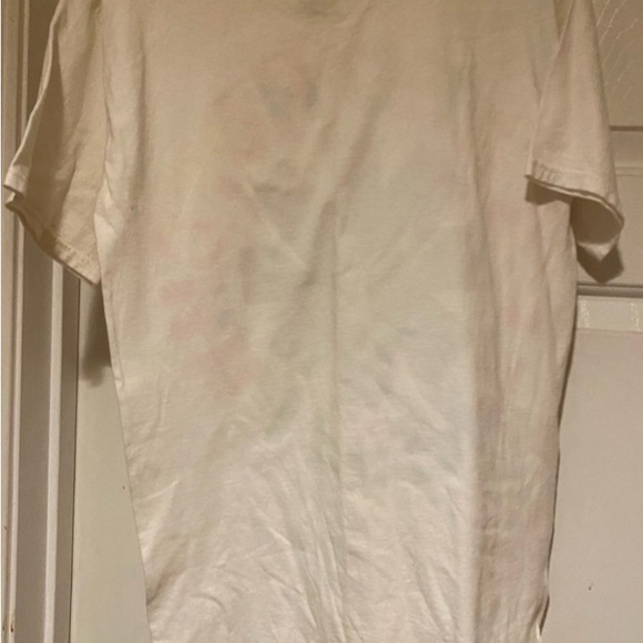 2011 Red Hot Chili Peppers White Short Sleeve Shirt Size small - Picture 2 of 2